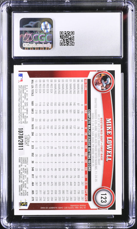 2011 Topps #123 Mike Lowell Gold CGC 8 #/2011